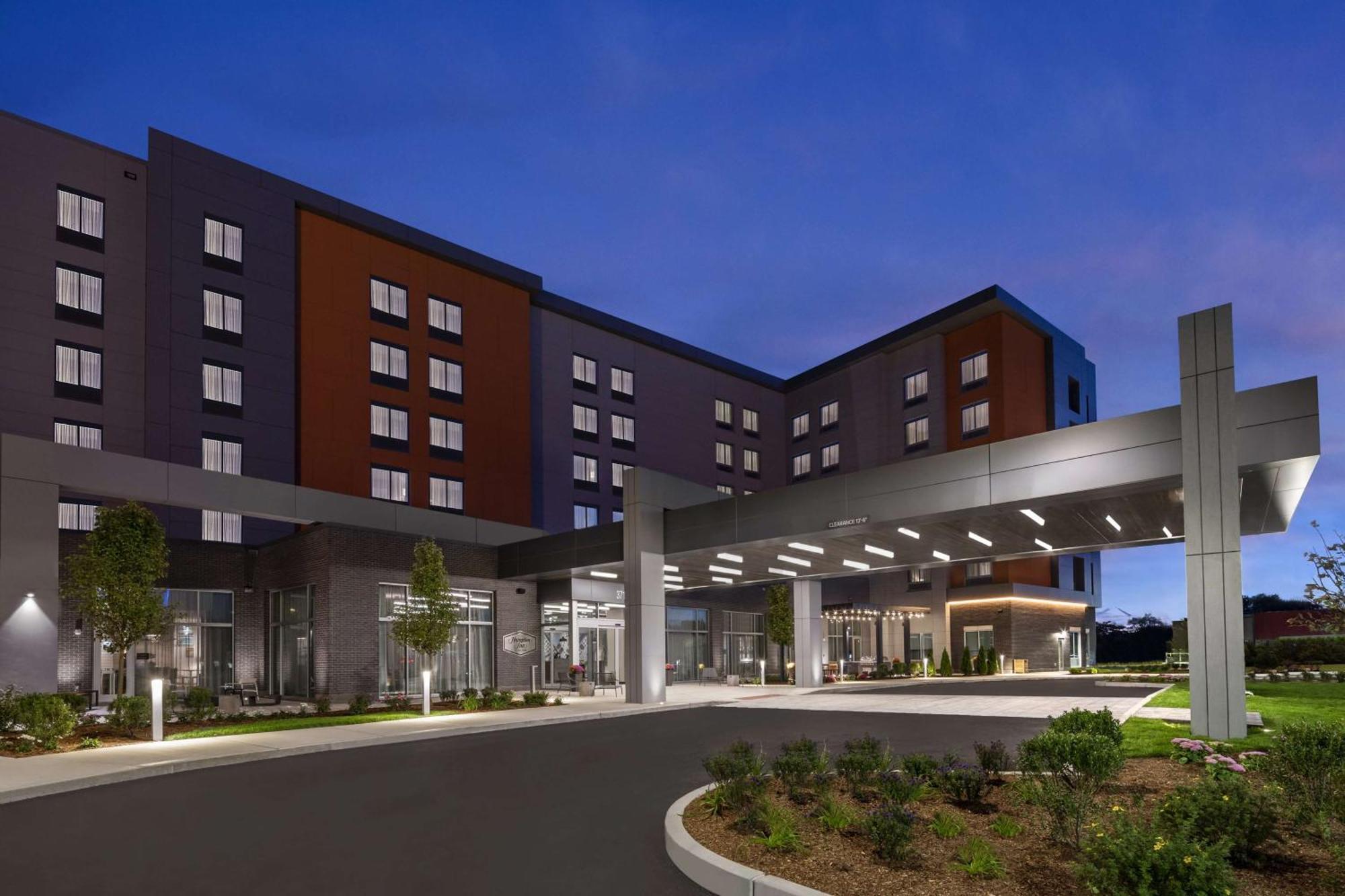 Hampton Inn Boston Woburn Exterior photo